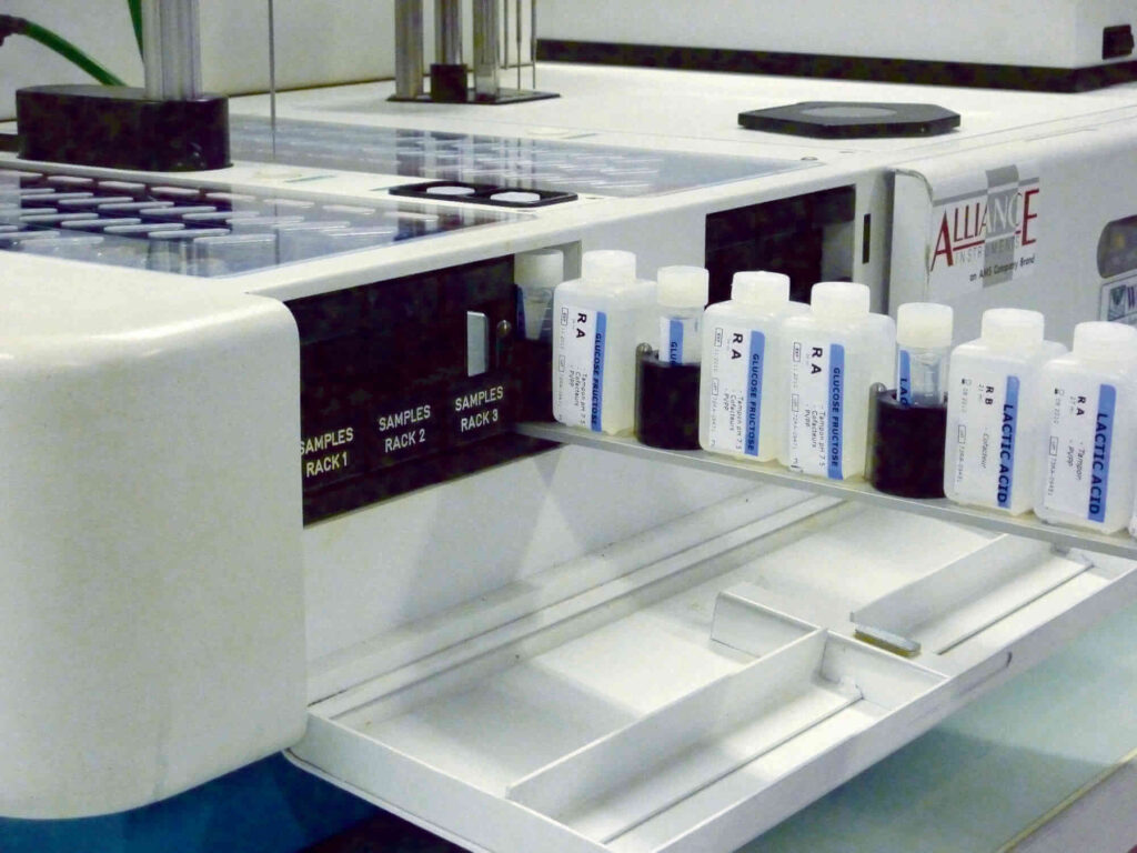 Automated Discrete Analyzer model SmartChem® 200 – CG Scientific